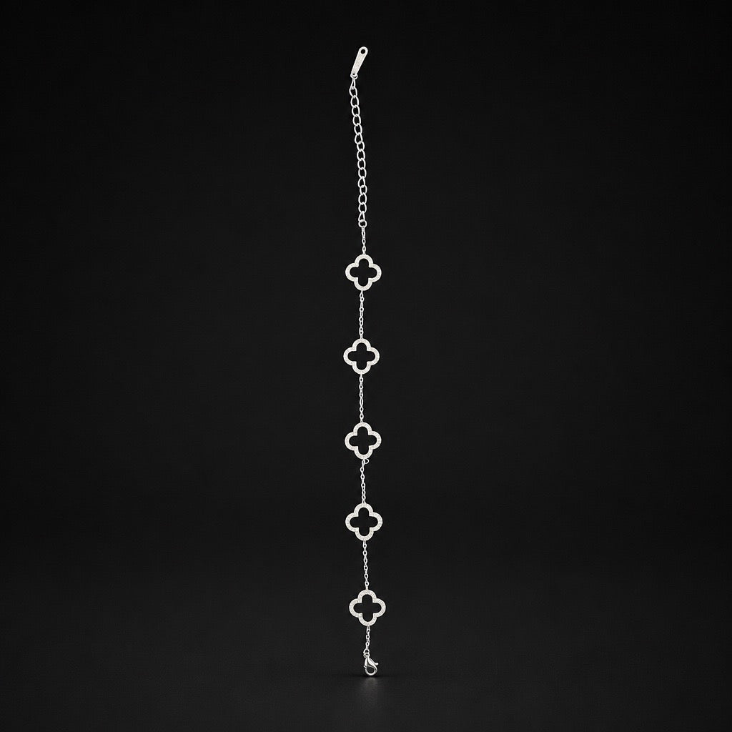 Women’s Four Leaf Clover Charm (1pc)