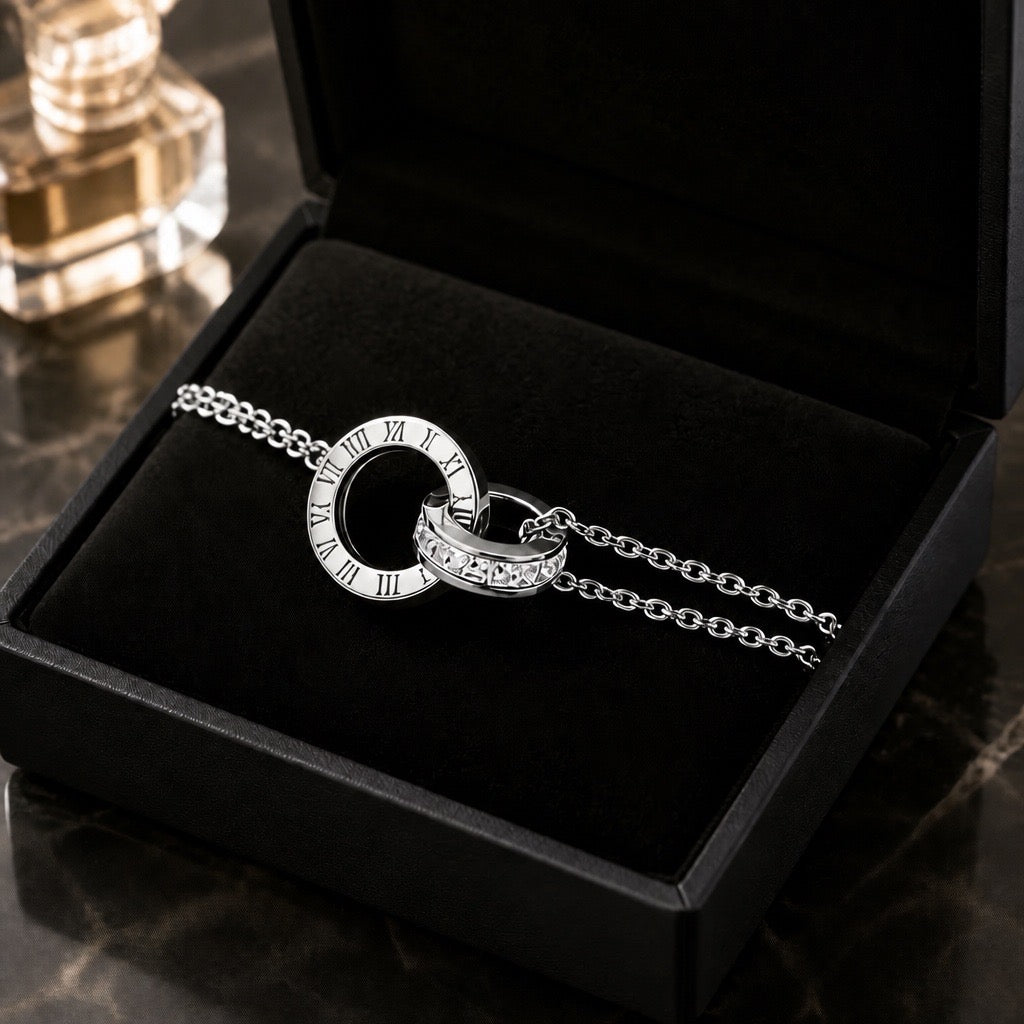 Women’s Silver Elegant necklace & bracelet set