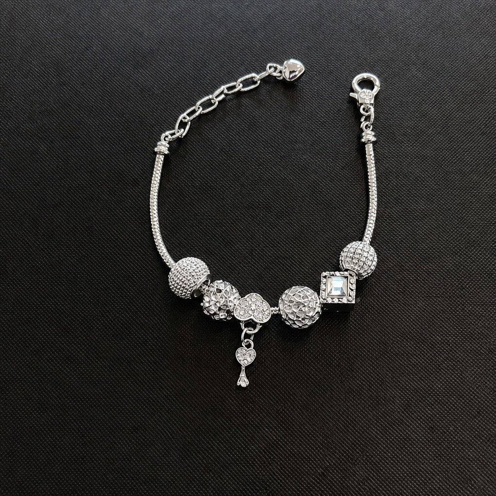 Women’s Charm bracelet (1pc)