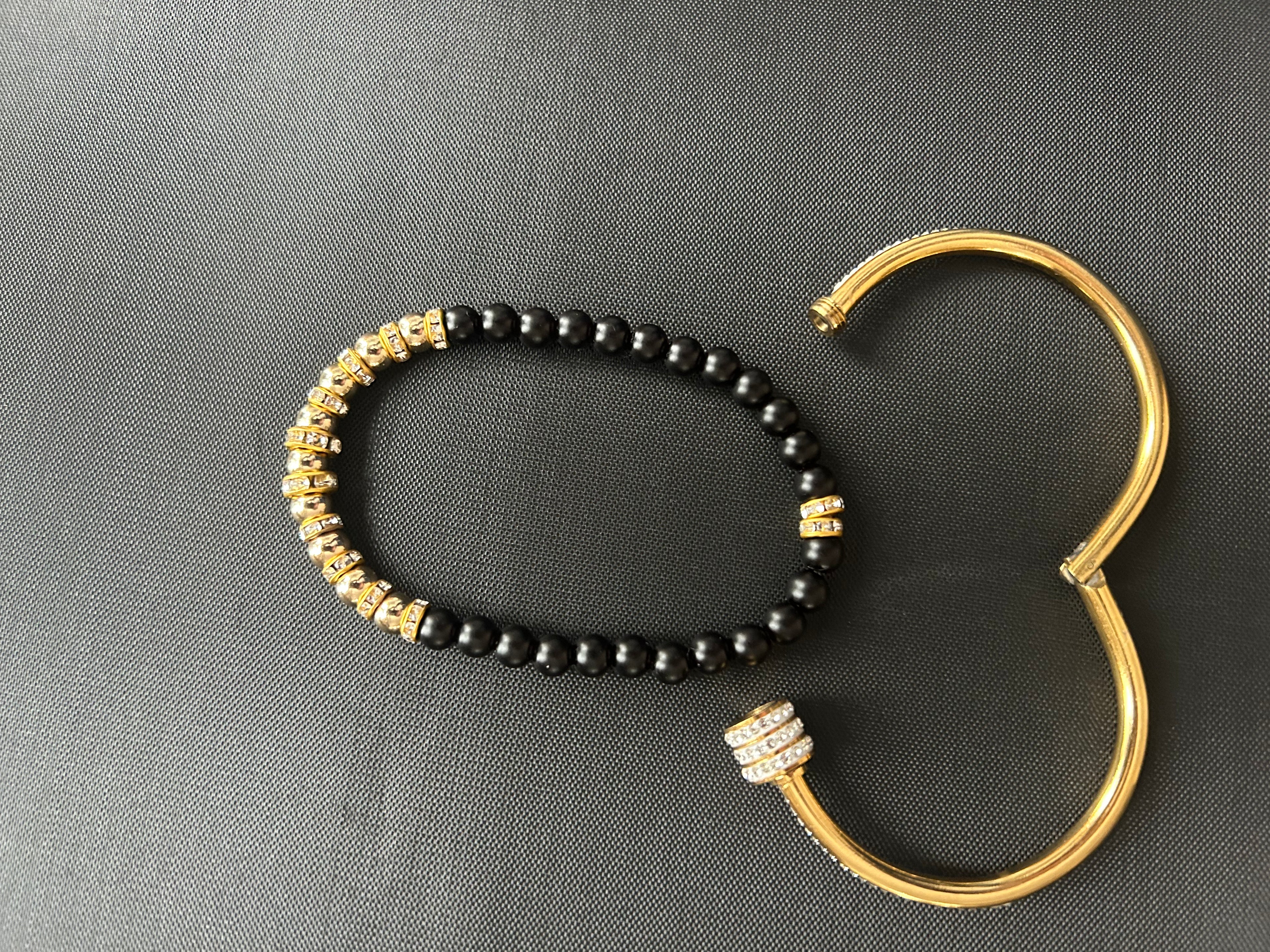 Women’s Stylish Bead/Bangle(2pcs)