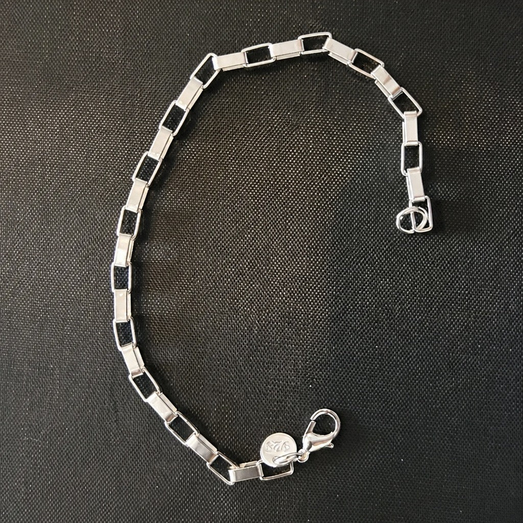 Women’s H Link Chain Bracelet